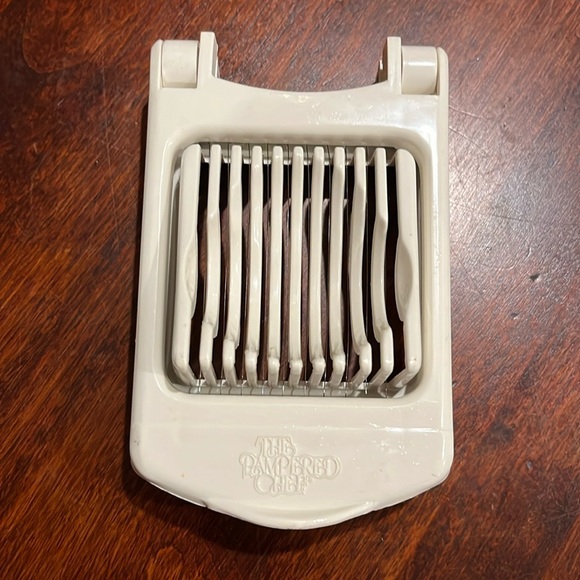 The Pampered Chef Kitchen The Pampered Chef Egg Slicer Poshmark